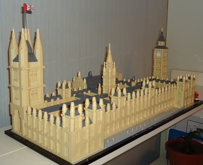 1.palace_of_westminster_.jpg