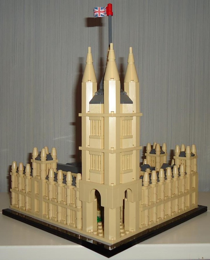 2.victoria_tower.jpg