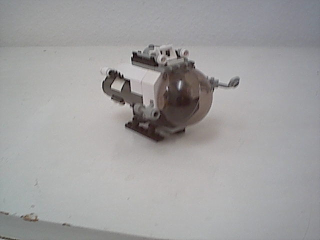 small_submarine2.jpg