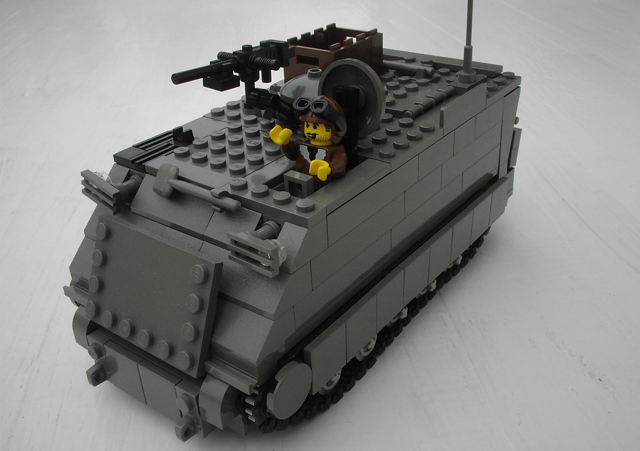 m113front.jpg