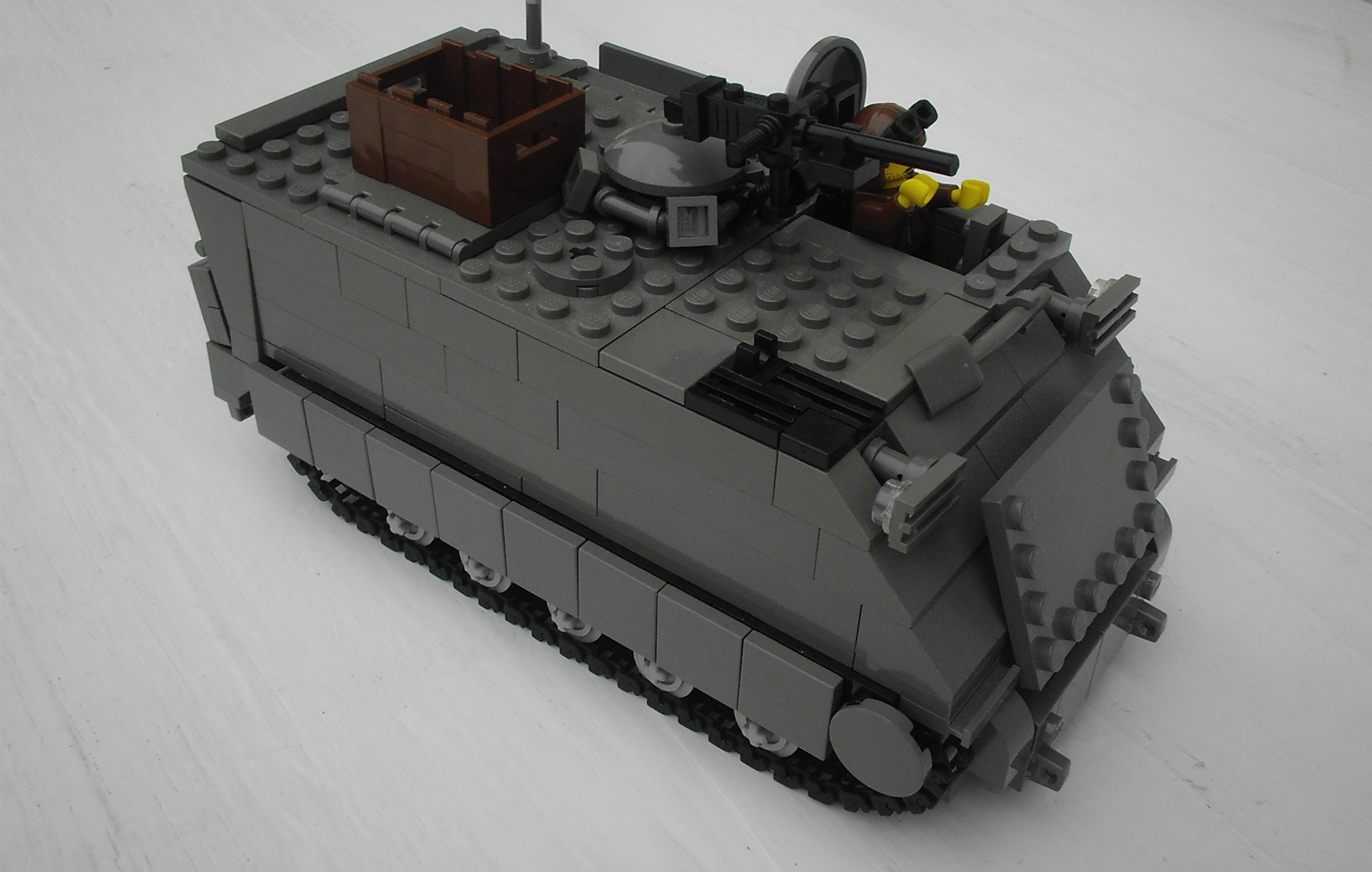 m113side.jpg