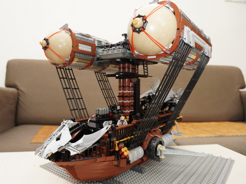 0001_flymoc.jpg