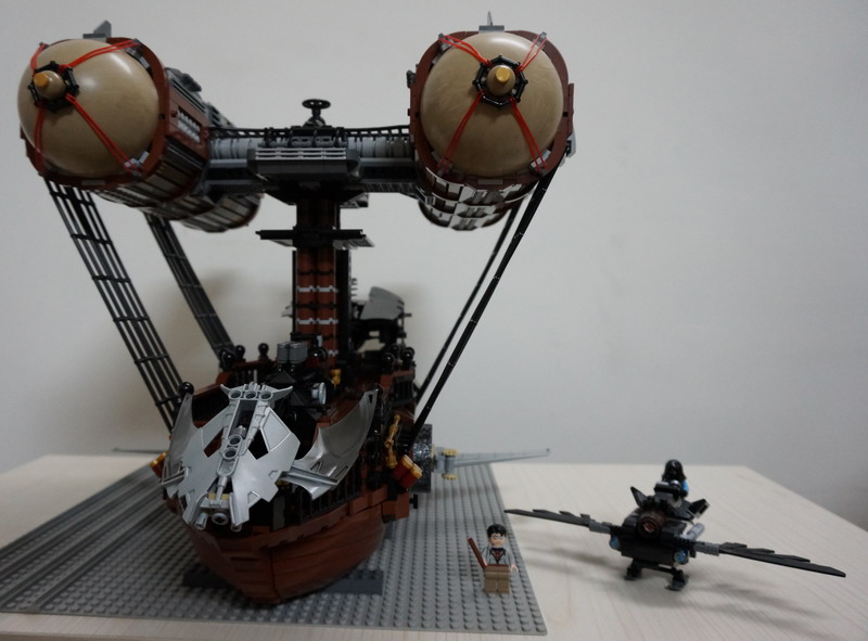 0002_flymoc.jpg