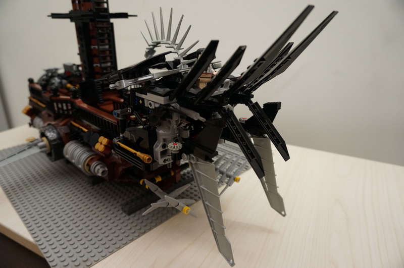 0037_flymoc.jpg