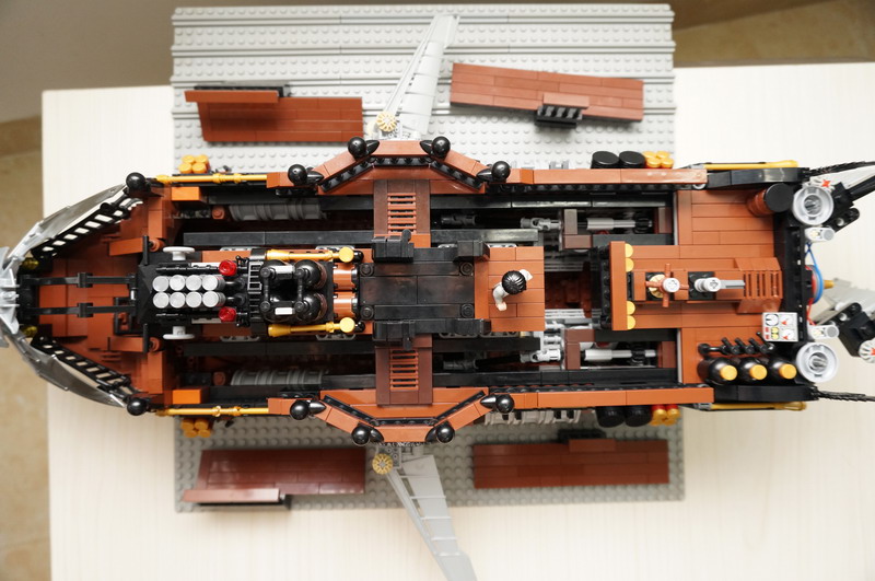 0042_flymoc.jpg