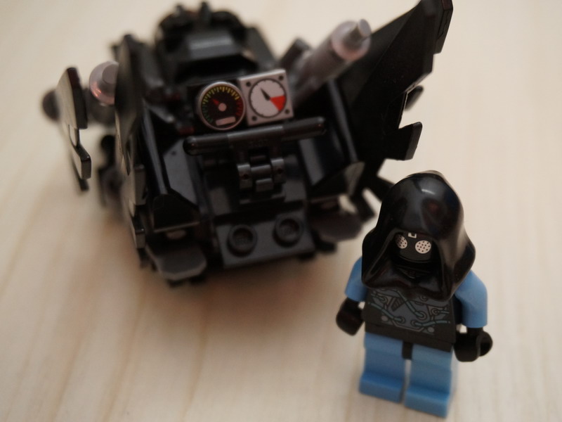 0066_flymoc.jpg