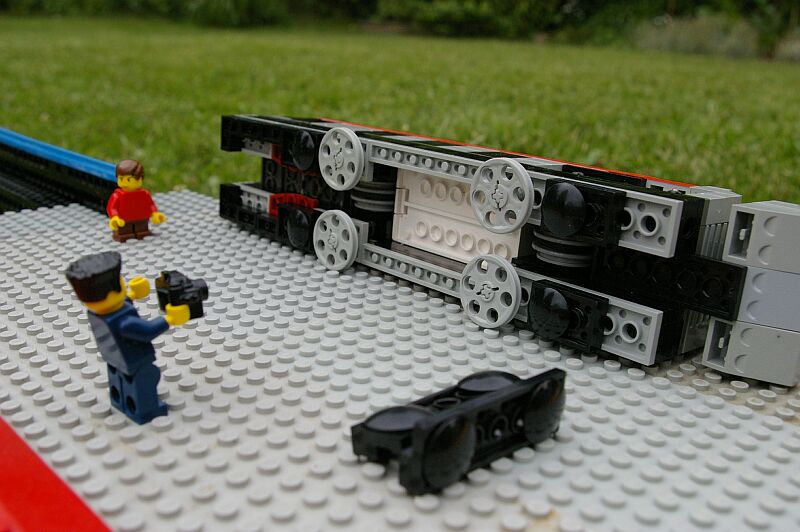 lego-aerotrain-05.jpg