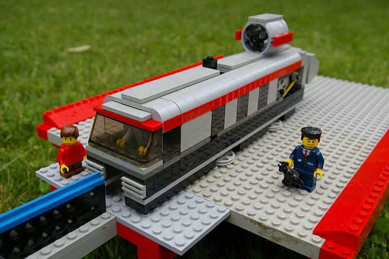 lego-aerotrain-10.jpg