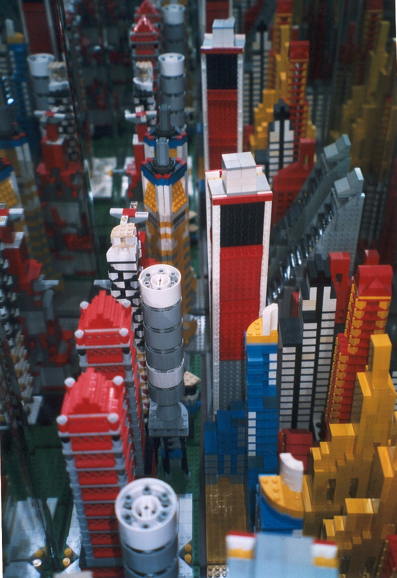 legolopolis004.jpg