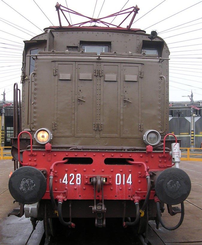 e428-041_front.jpg