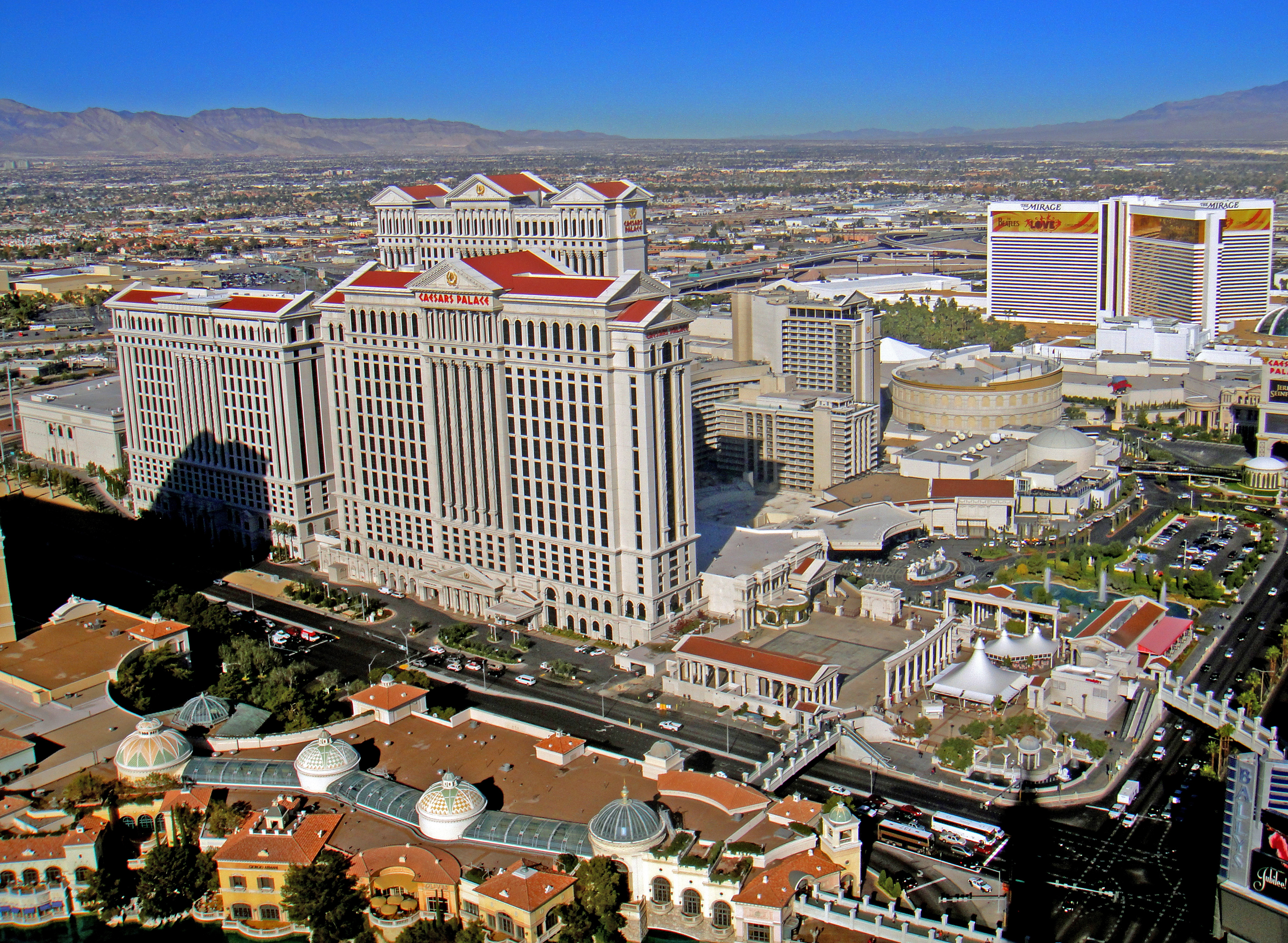 caesars_palace_-_south_east_-_2010-12-12.jpg