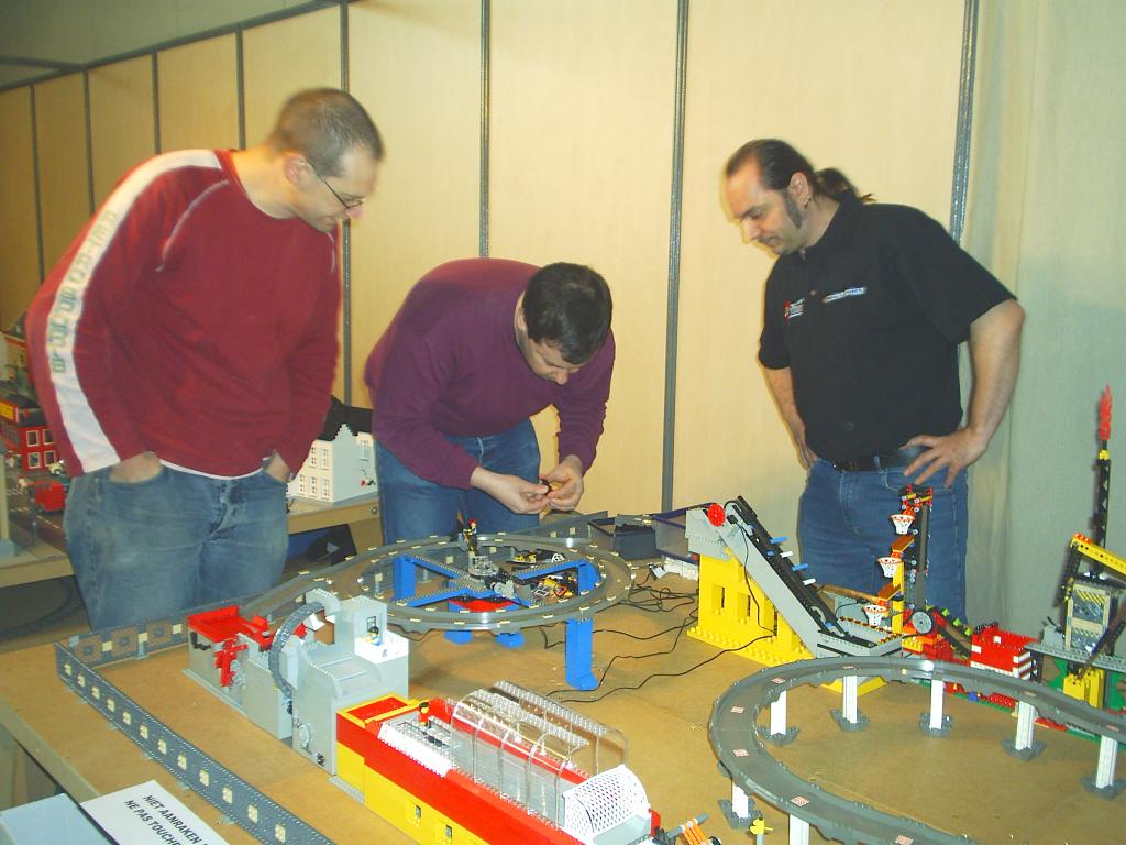 15mars2007_-_modelmapreparationstandbelug_035.jpg