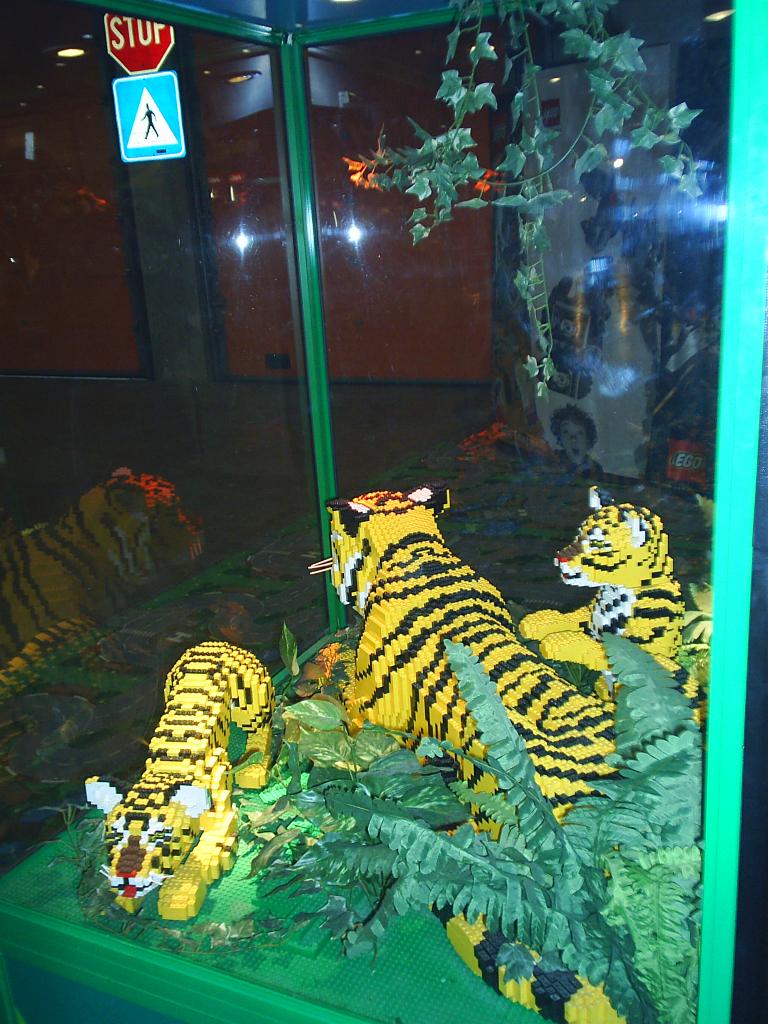 02nov2004_salon_lego_013.jpg