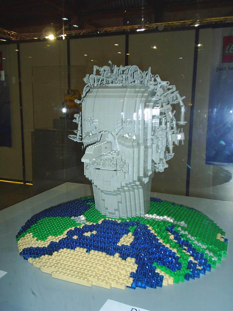 02nov2004_salon_lego_016.jpg