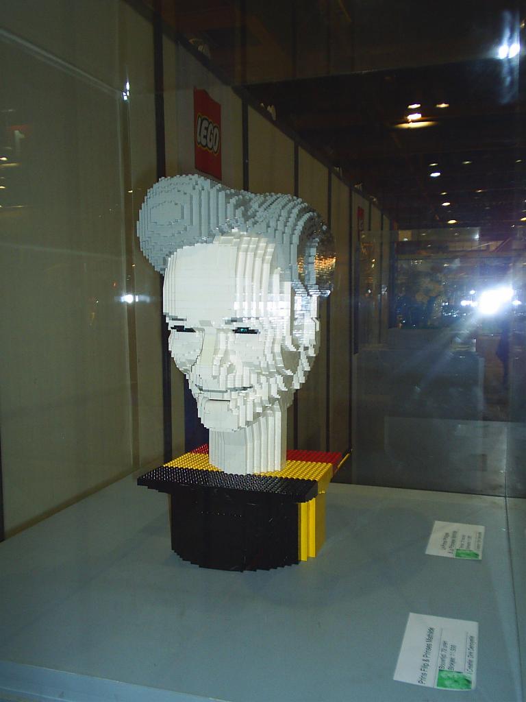 02nov2004_salon_lego_025.jpg