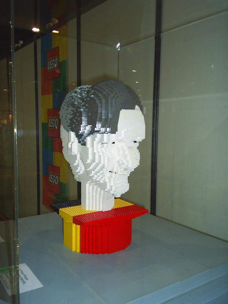 02nov2004_salon_lego_026.jpg