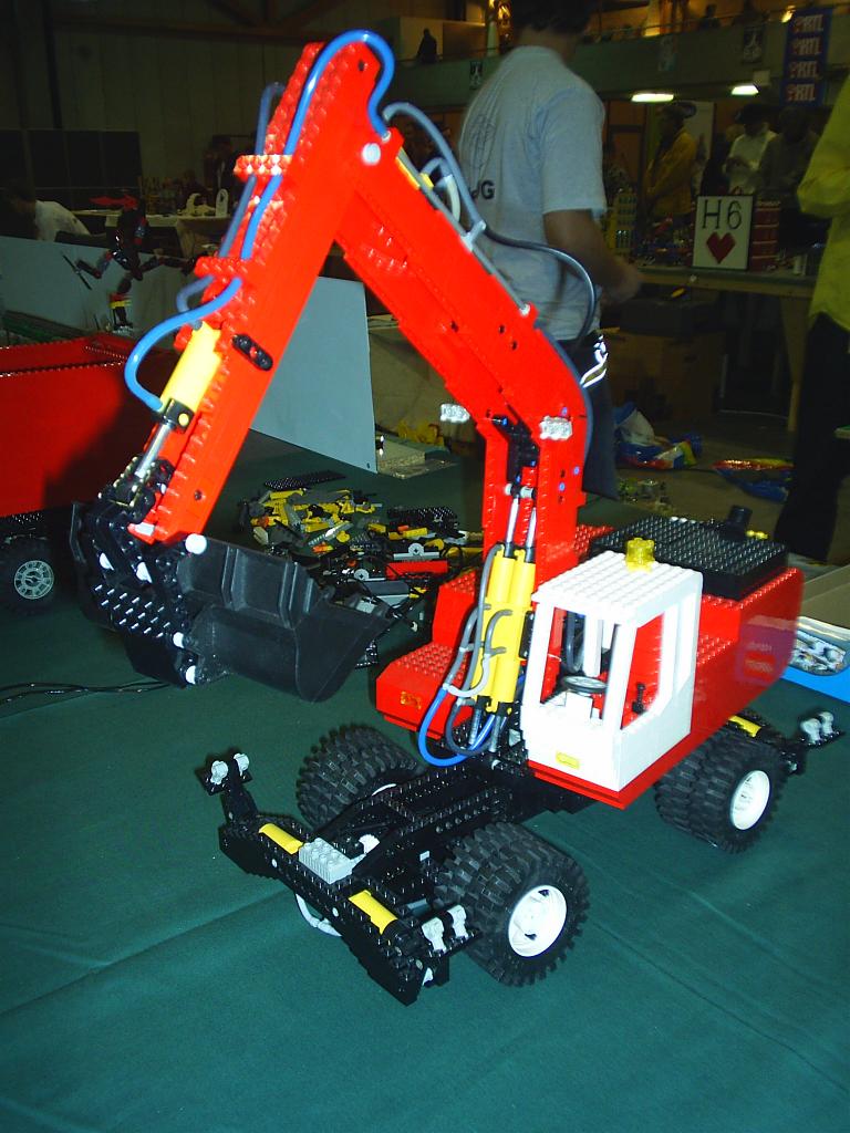 30oct2004_lego_004.jpg