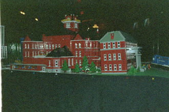 18bricksburgtech.jpg