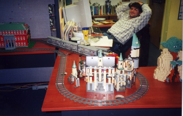 desk-layout.jpg