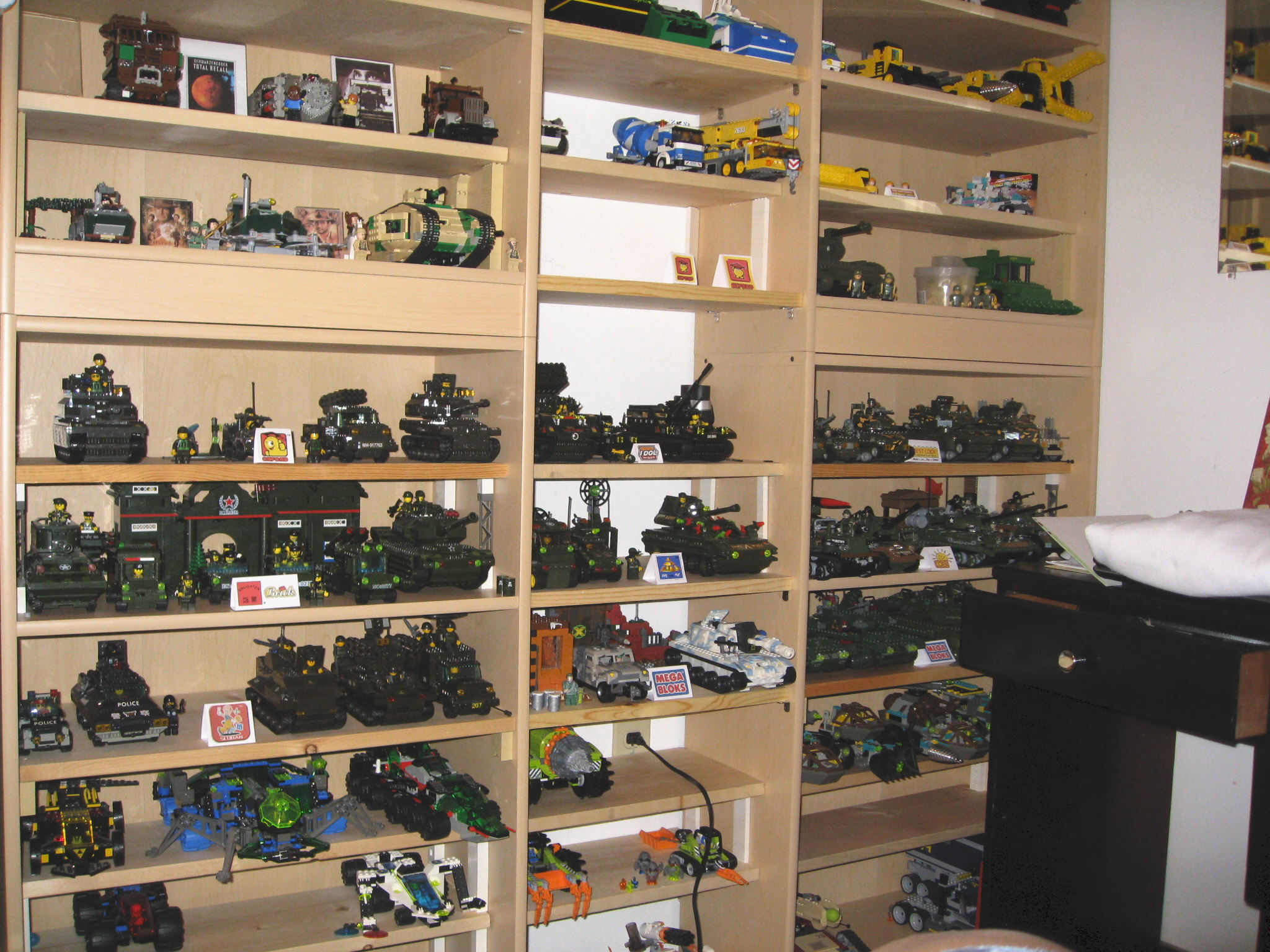 1_my_brickshelf_overview_1.jpg
