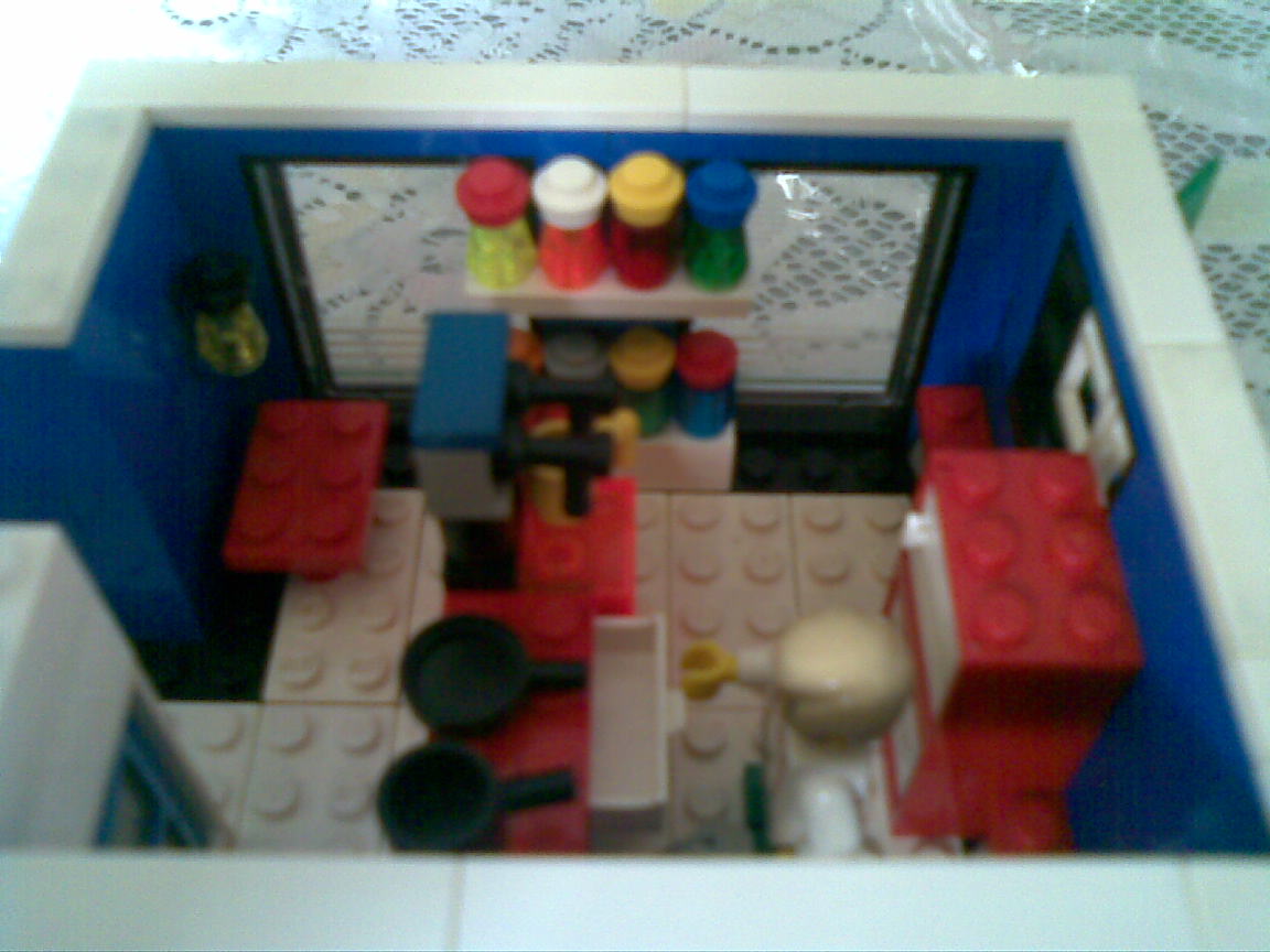 1st_floor_kitchen.jpg
