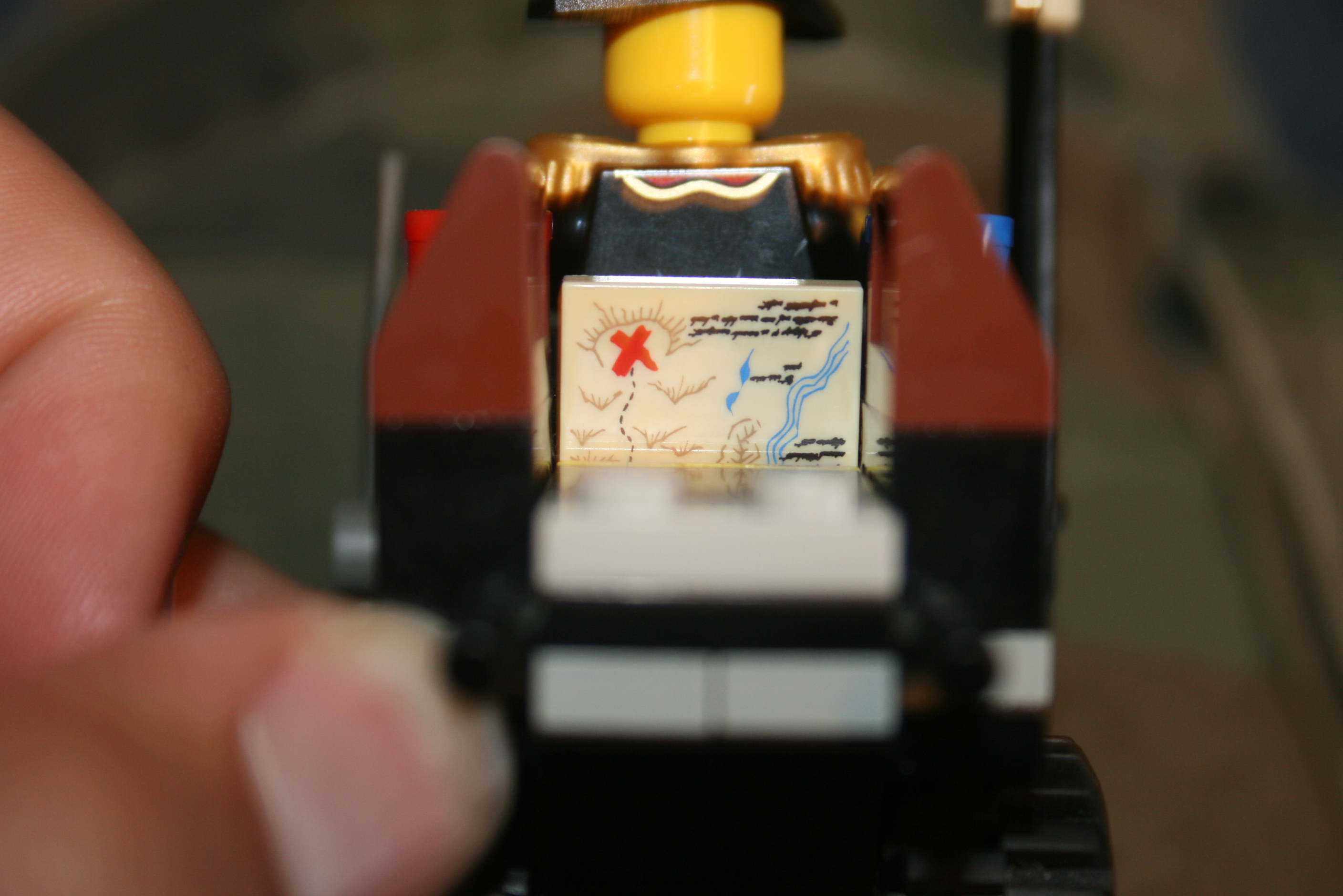 pirates-moc-land_shark_7.jpg