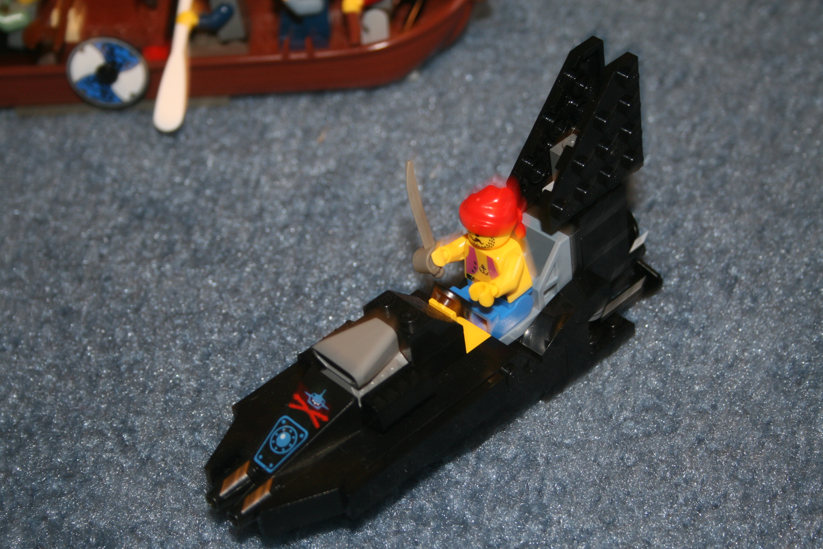 pirates-moc-shark_speeder.jpg