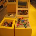 lego_building_table_2.jpg