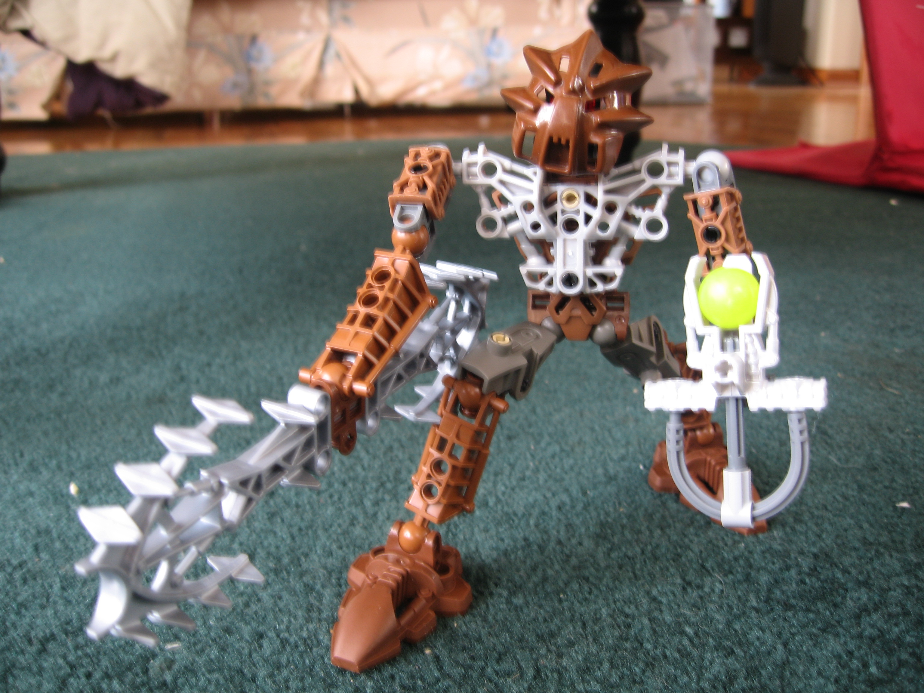 toa_hewkii_striking_a_pose.jpg