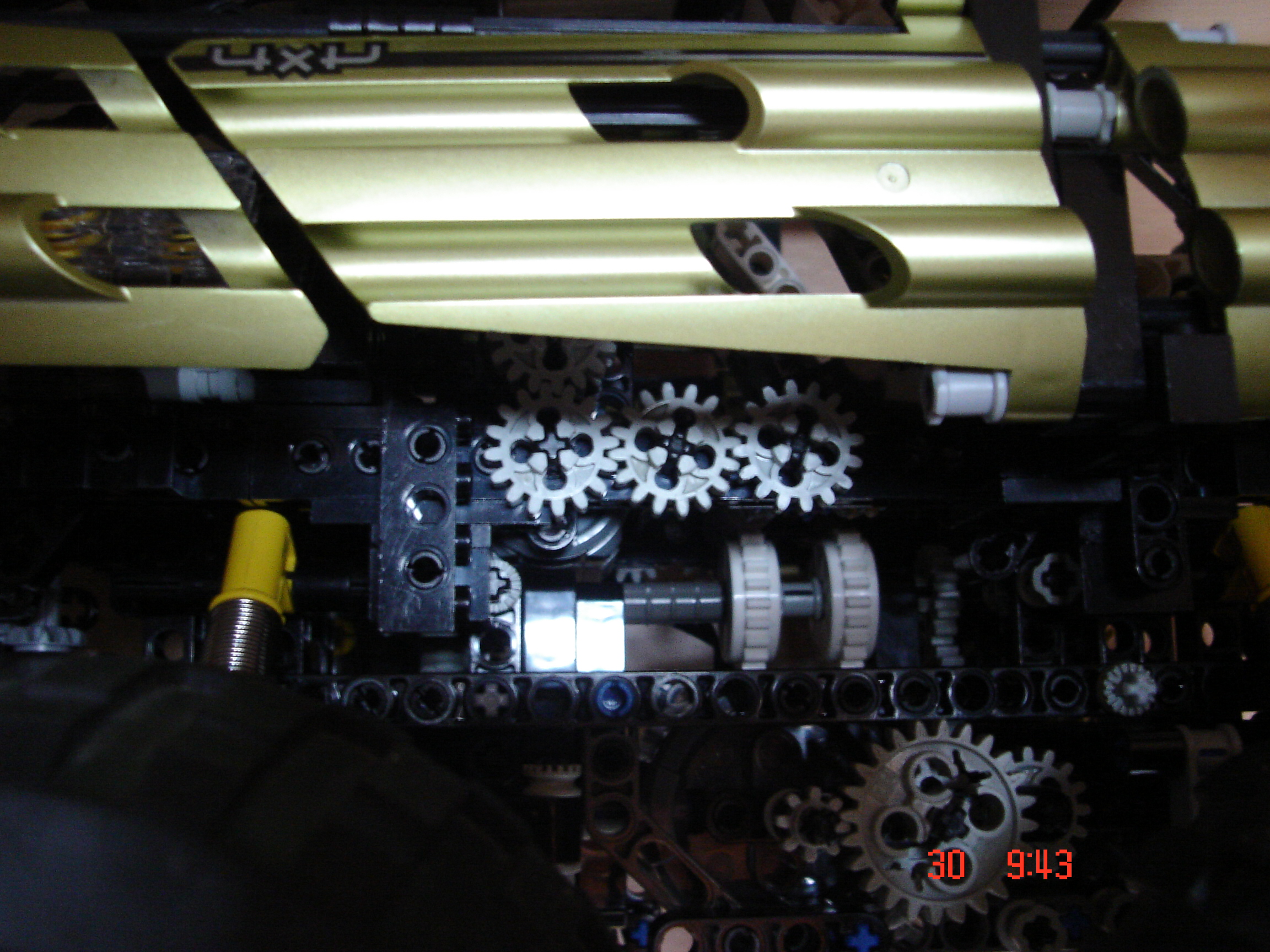 8_steering_geartrain.jpg