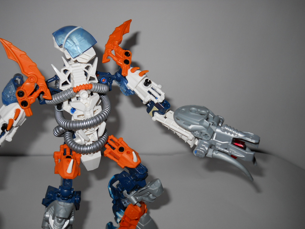orange_self-moc_2_005.jpg
