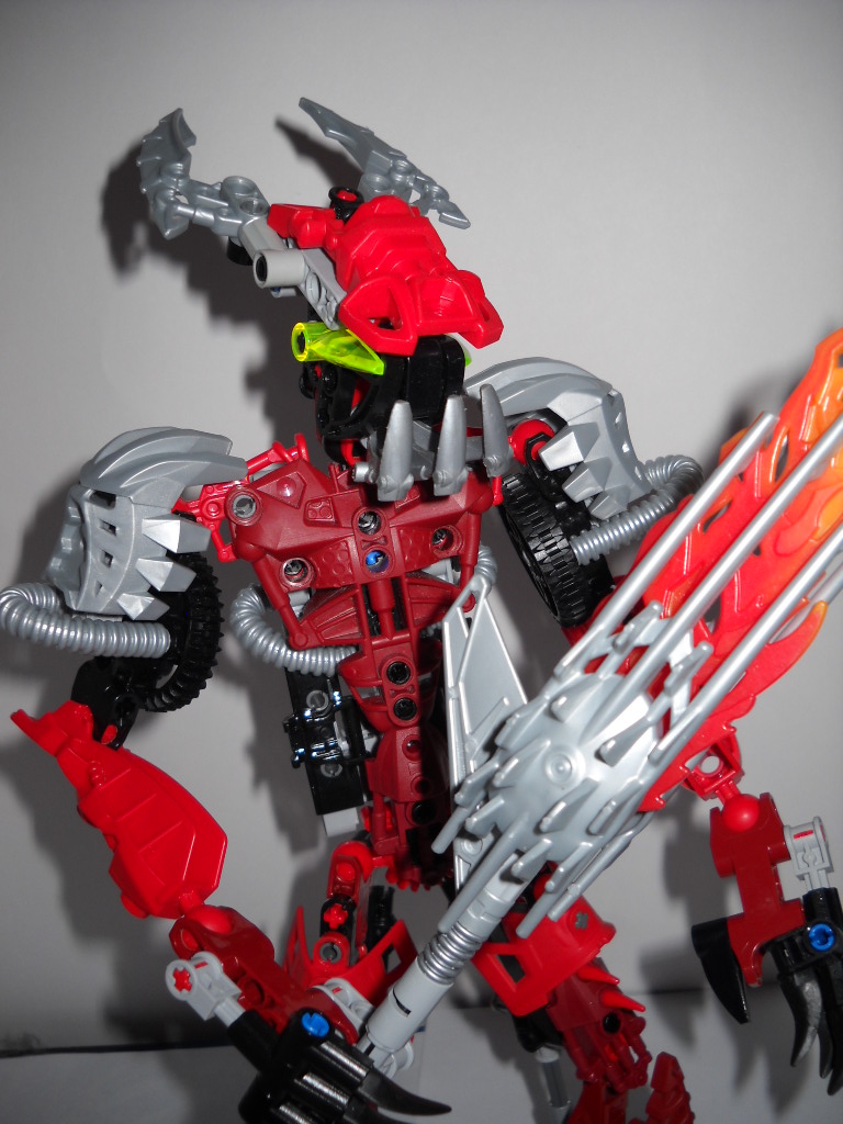 makuta_miserix_2_001.jpg