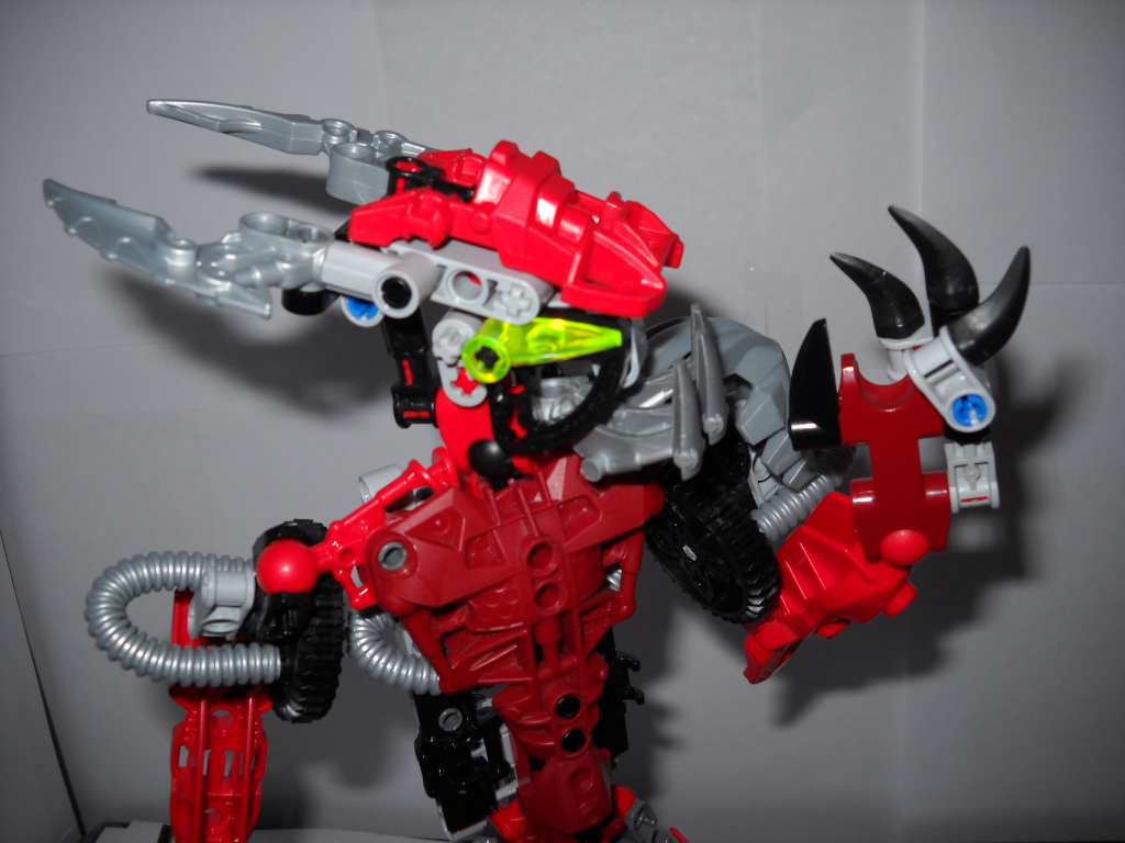 makuta_miserix_2_006.jpg