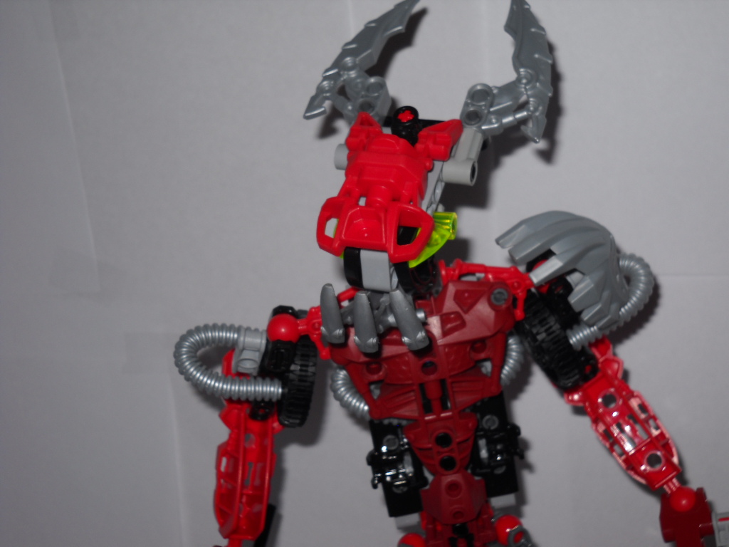 makuta_miserix_2_011.jpg