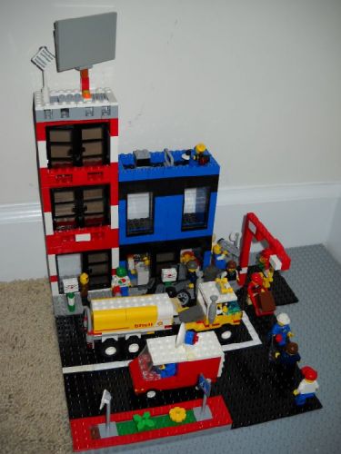 lego_-_town_pics_main.jpg