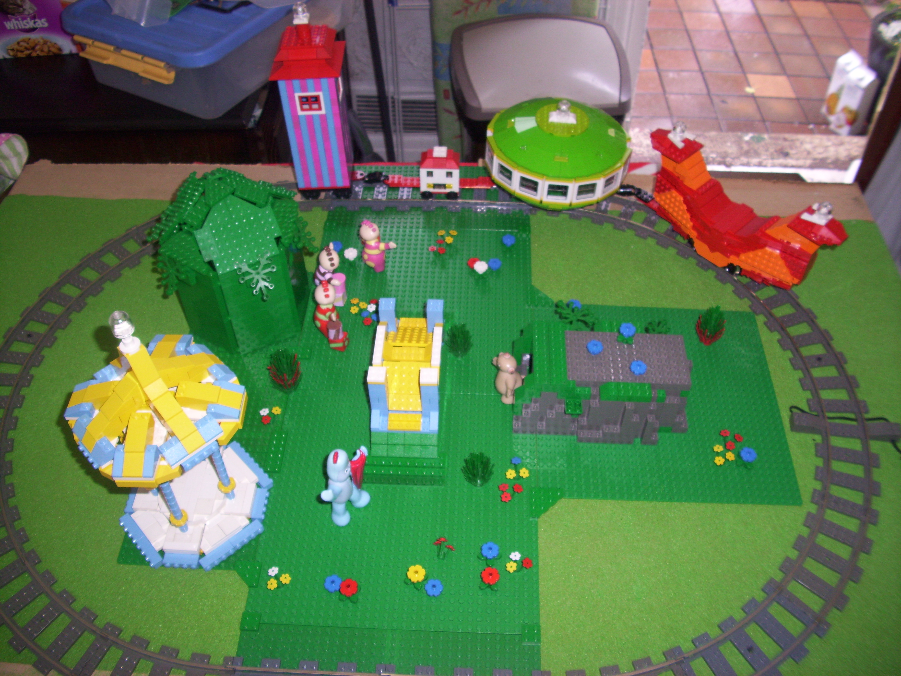 in_the_night_garden_lego_1.jpg