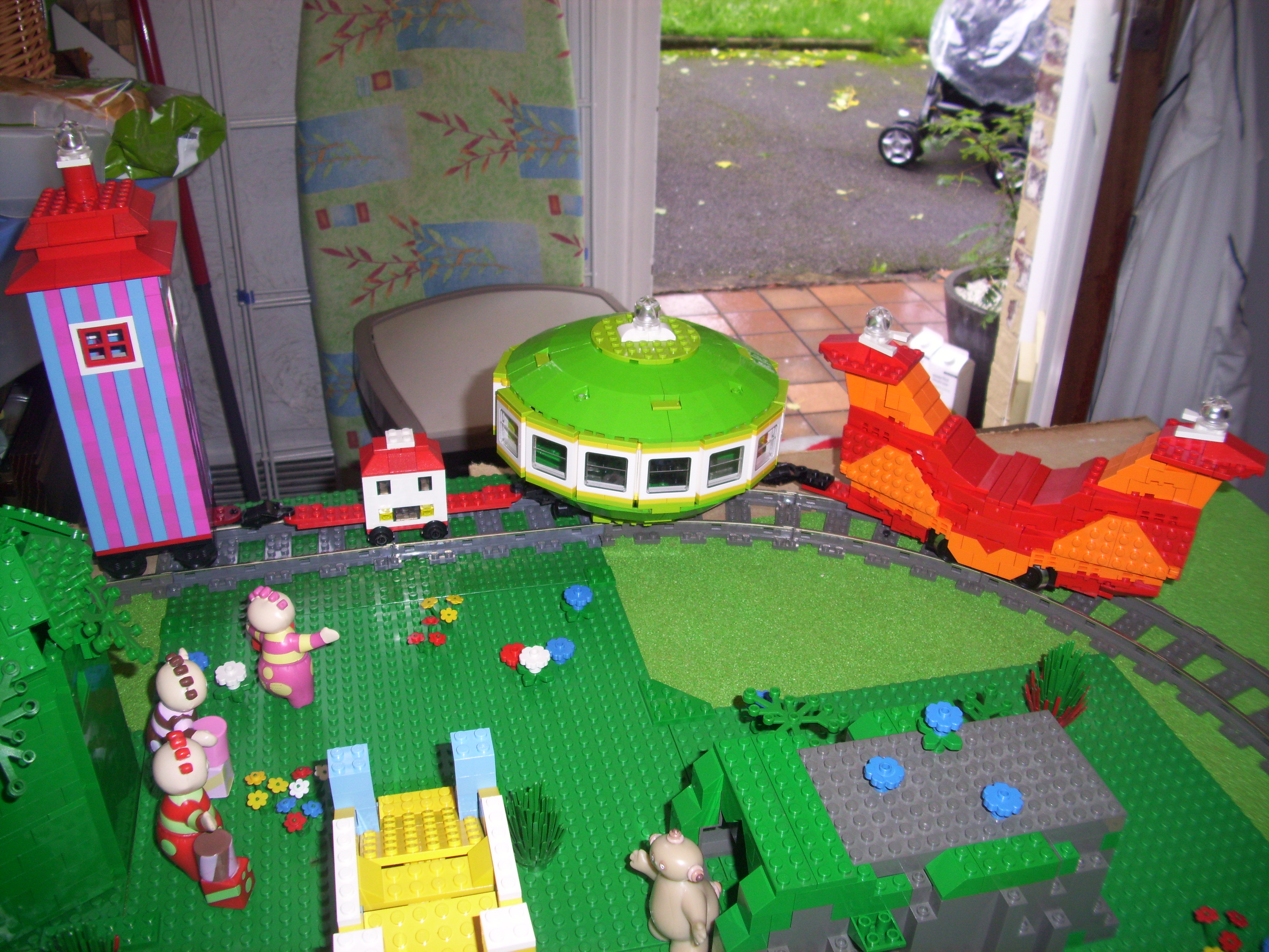 in_the_night_garden_lego_2.jpg