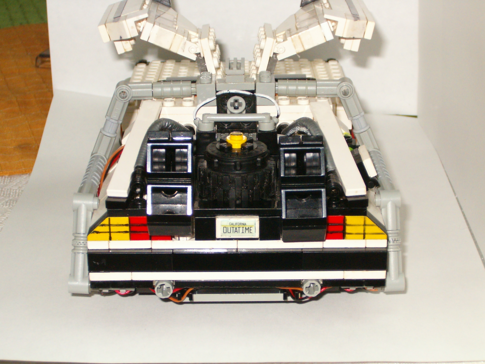 lego_delorean_005.jpg