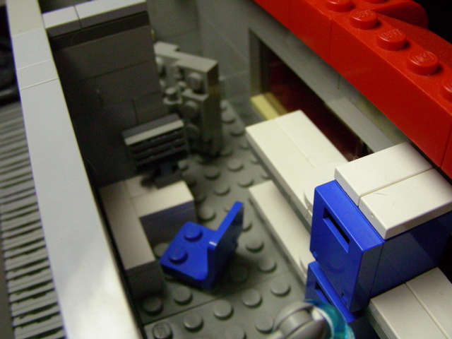 crew_quarters2.jpg