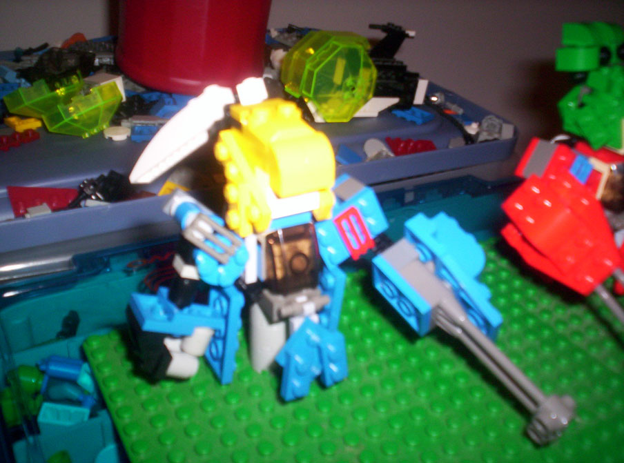 lego-mech-1.jpg
