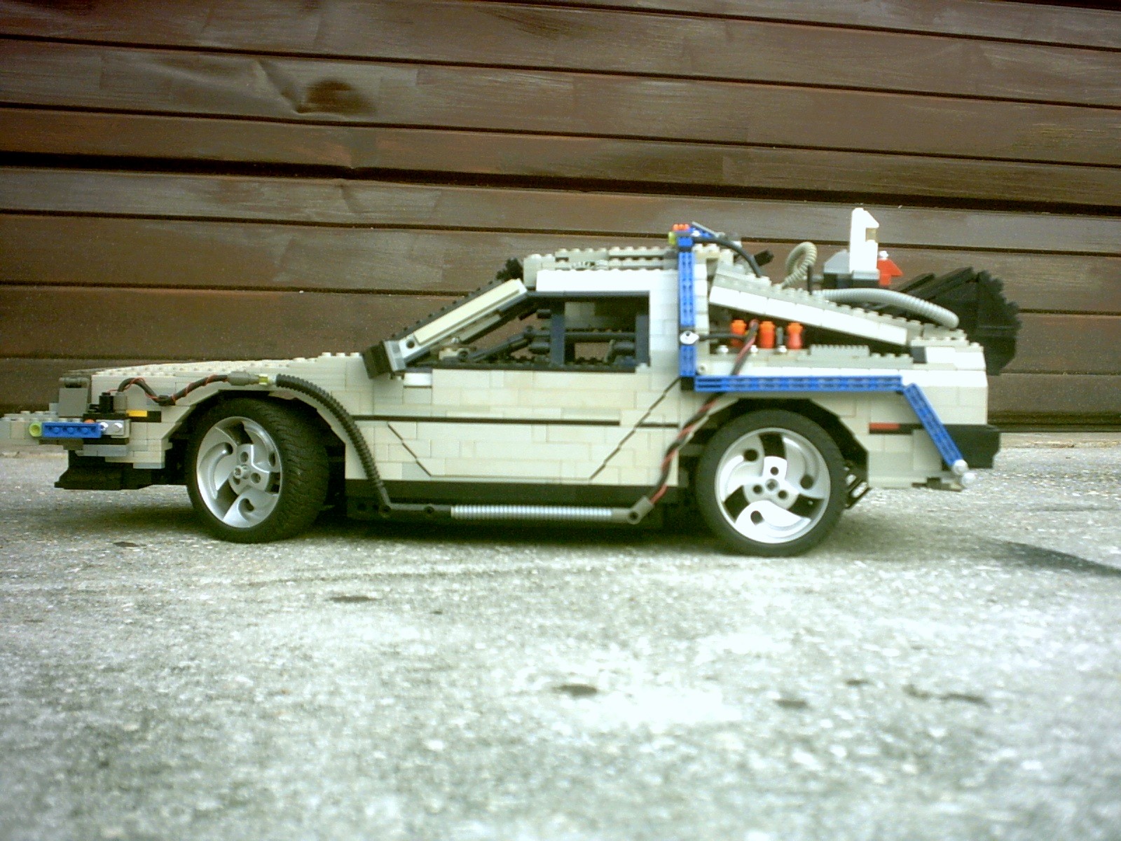 0delorean.jpg