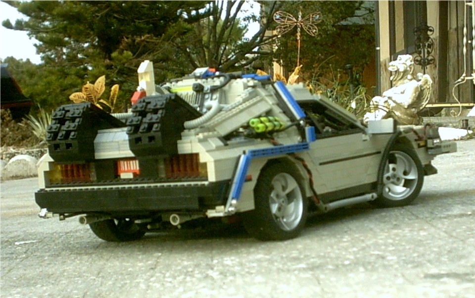2delorean.jpg