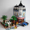 corner_cafe_small.jpg