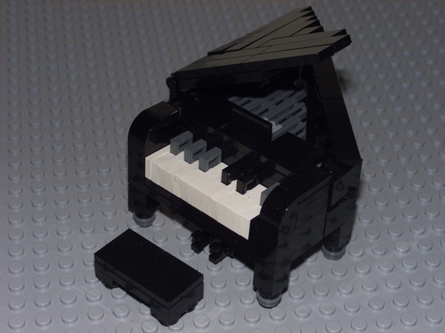 piano1.jpg