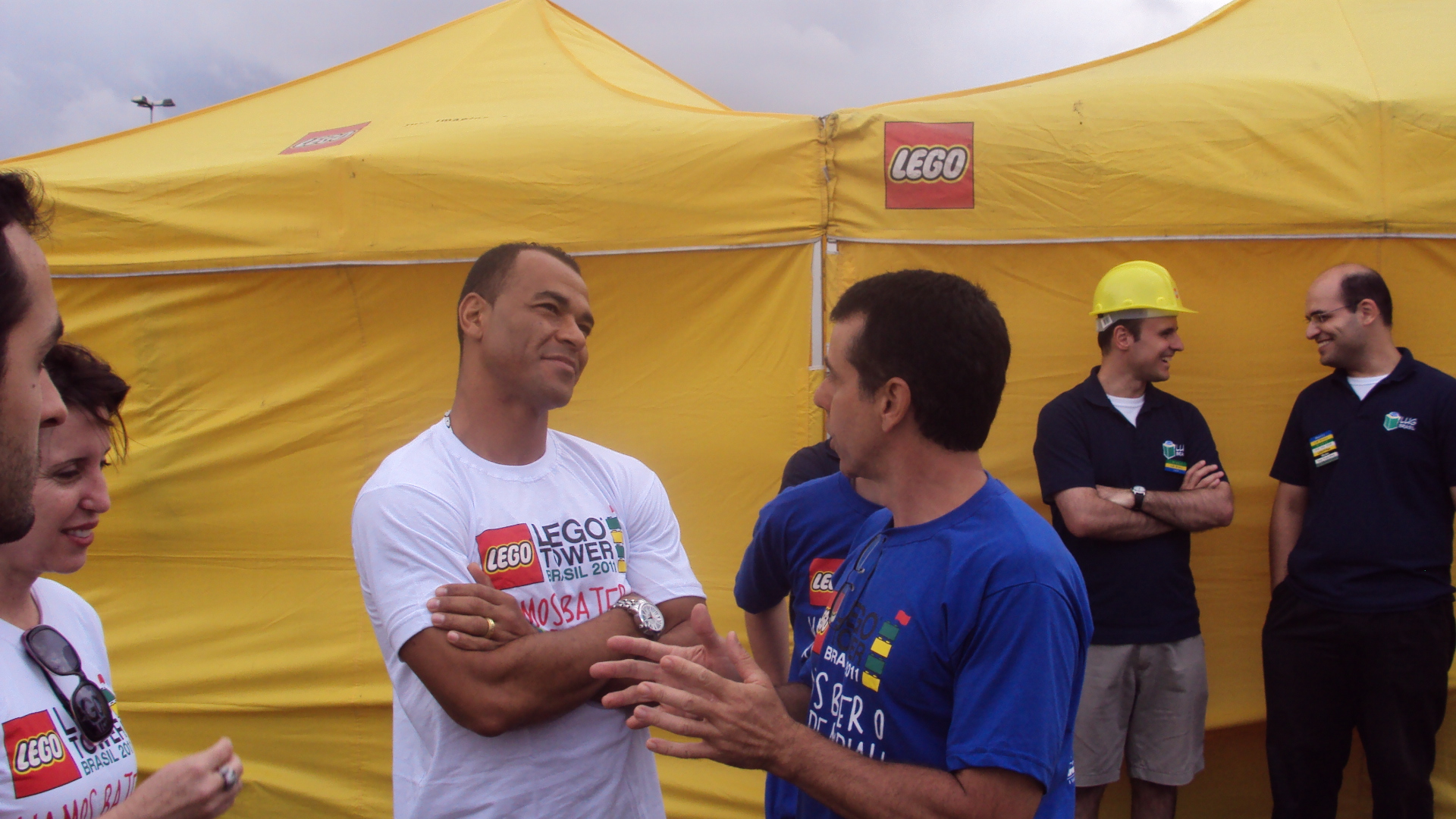 cafu_lego_tower_11.jpg