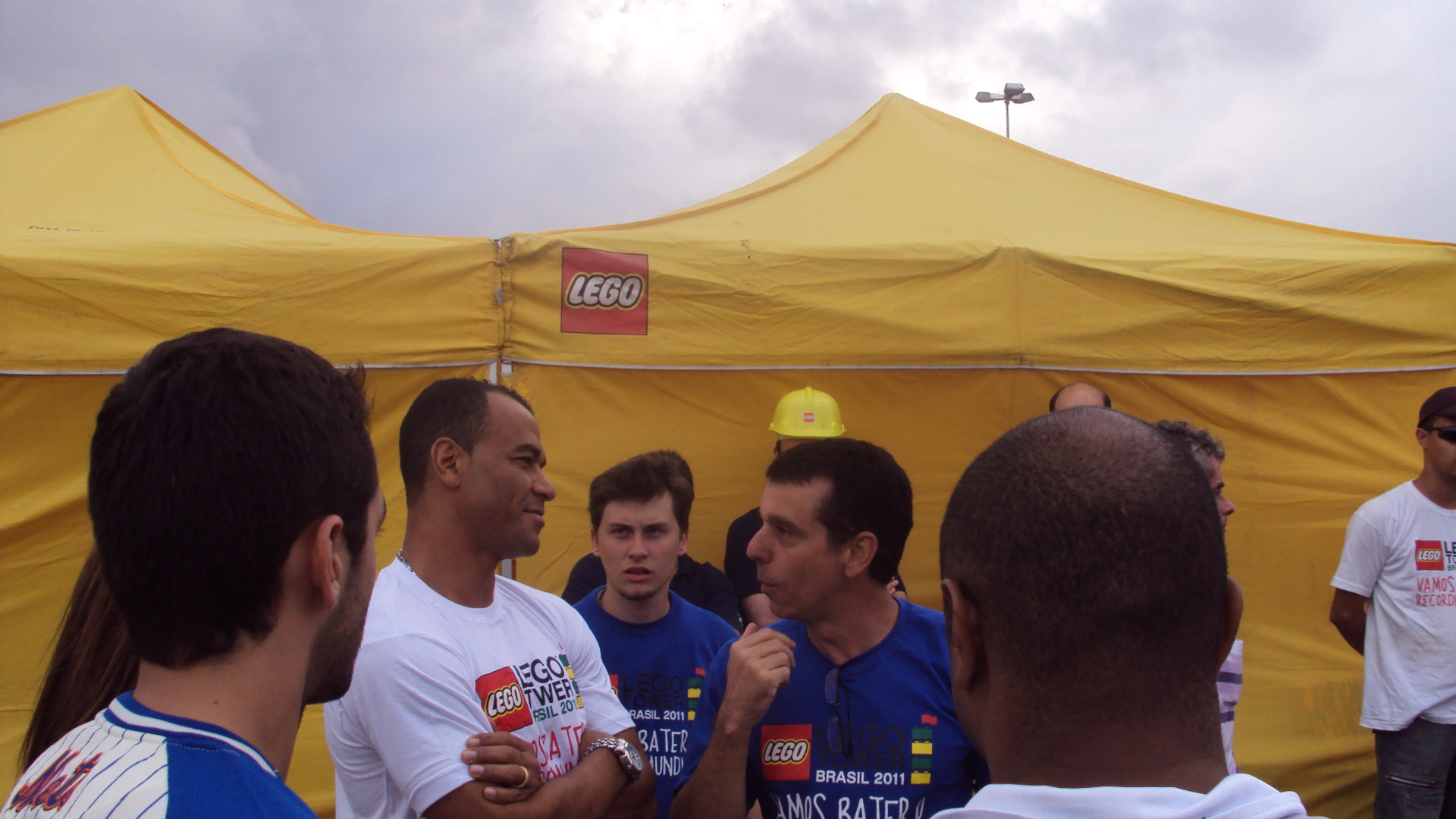 cafu_lego_tower_12.jpg