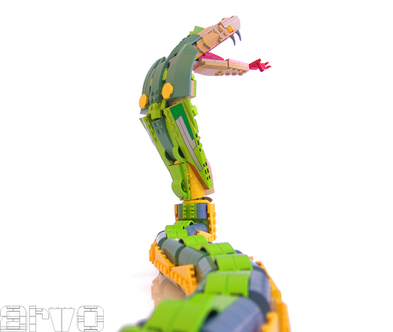 giant_snake_02.jpg