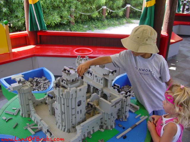 builders12.jpg