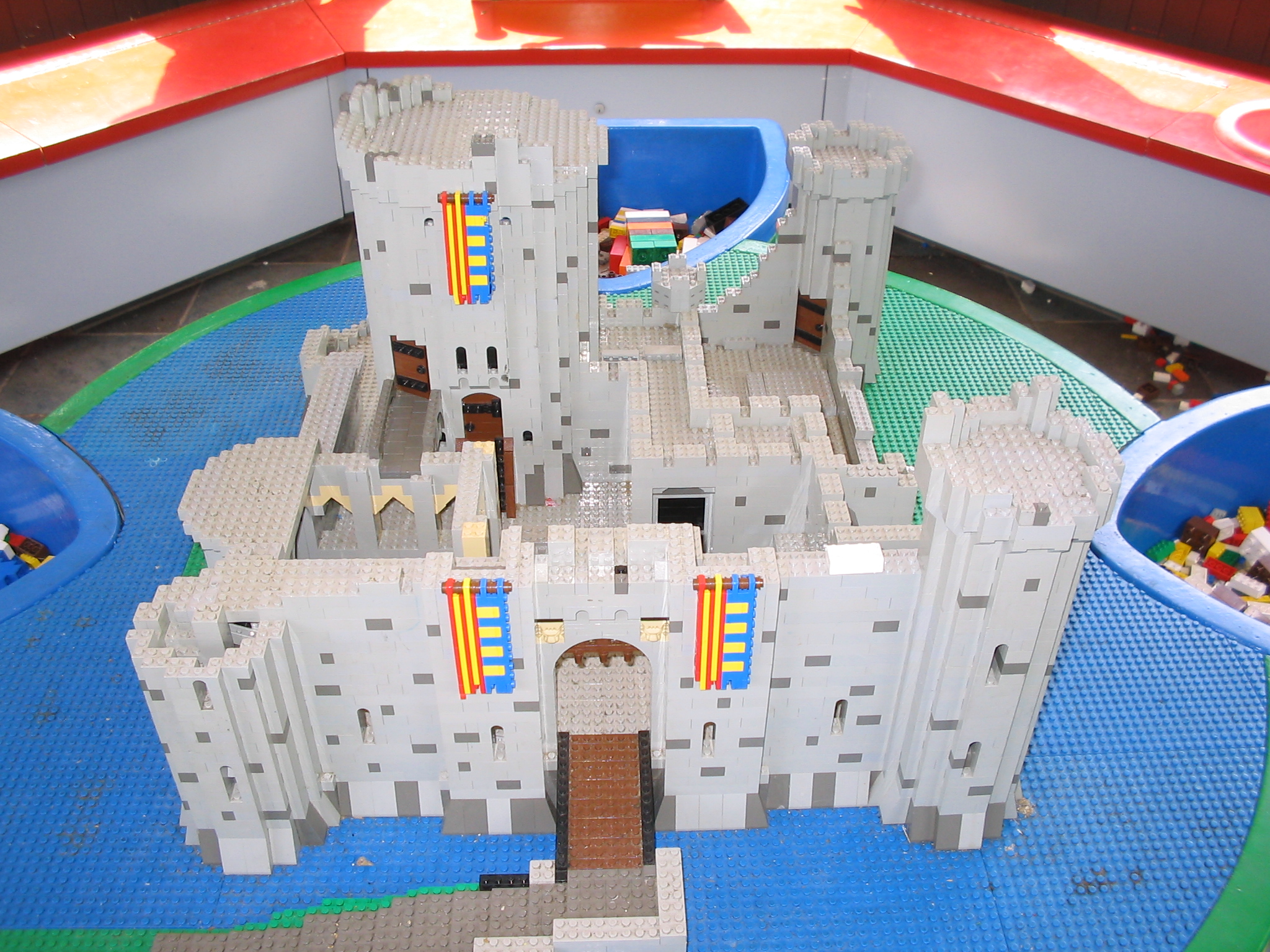 builders_guild_castle.jpg