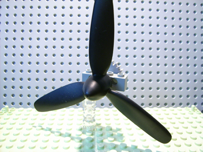giant_propeller_-_2740c01.jpg
